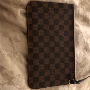 Authentic Louis Vuitton neverfull pochette